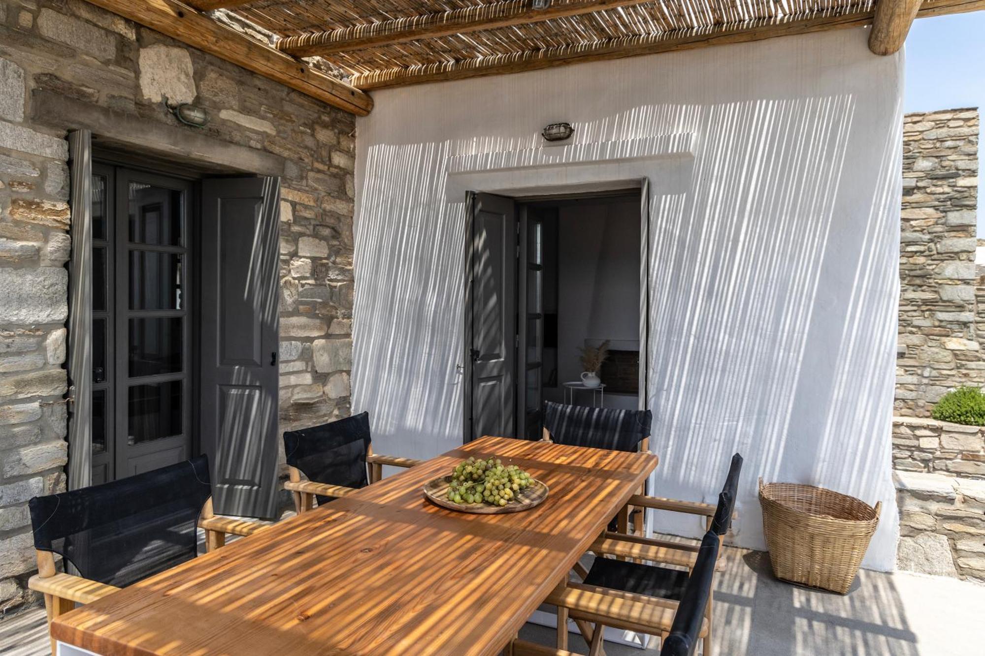 Acron Villa